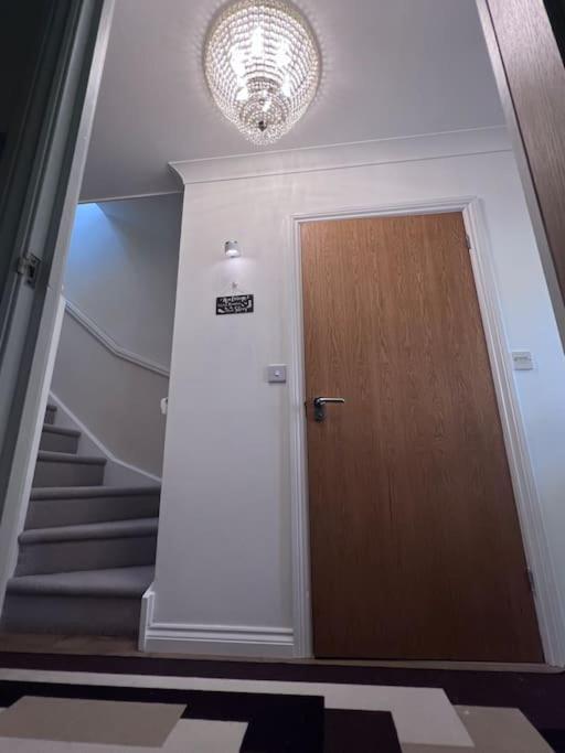 Excel Single Room - 5Mins To Excel & 10Mins To Canary Wharf Λονδίνο Εξωτερικό φωτογραφία